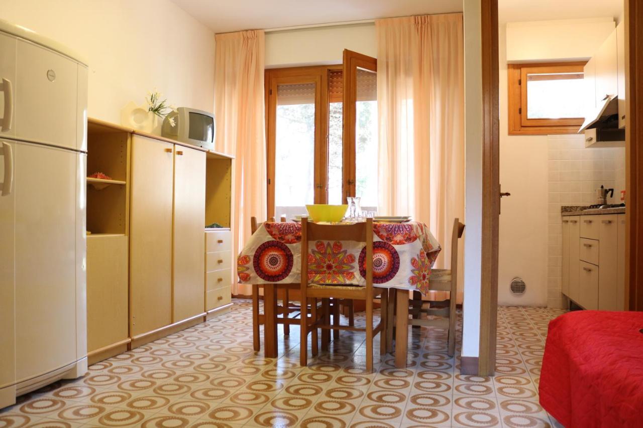 Condominio Clizia Bibione Buitenkant foto